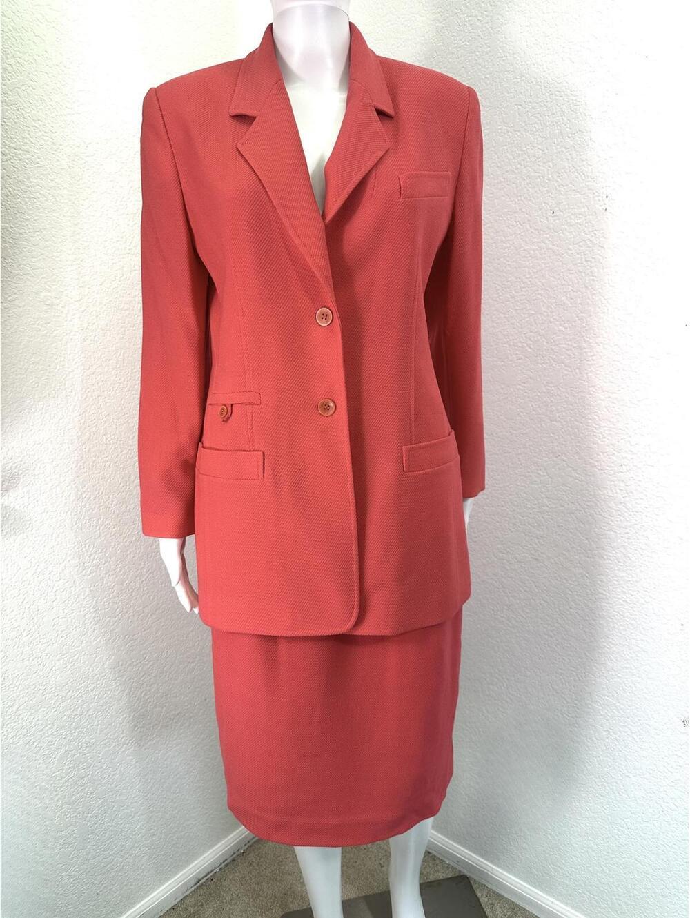 VTG Burberrys Coral Wool Skirt Suit Sz 8/12 Longline Blazer Corpcore Spring